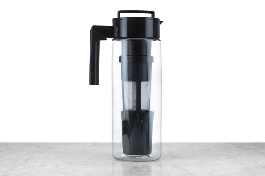 black topped bpa free loose leaf tea iced tea pitcher